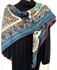 51"x51"Beauty Print 70 Wool 30 Silk Thin Double-sided Scarf 130x130cm4-44