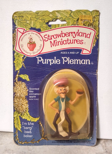 Strawberryland Miniature Purple Pieman Kenner 1981 w/ Card Strawberry Shortcake