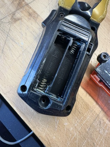 Power Rangers Mystic Force Morpher Gold Bandai Flip Phone PARTS NOT WORKING - 第 5/5 張圖片