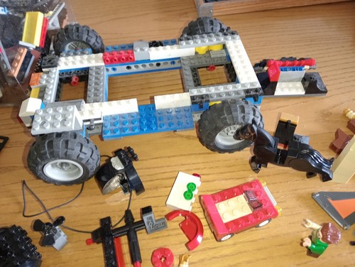 LOTTO LEGO NINJAGO + TECHNIC KG 1,750 - Zdjęcie 18 z 24
