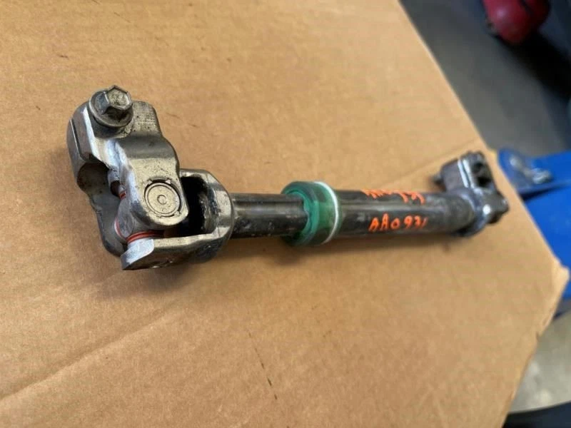 2019 Ford F550 Super Duty 6.7L 4x4 USED Steering Column Sector Shaft Line - Image 2 of 4