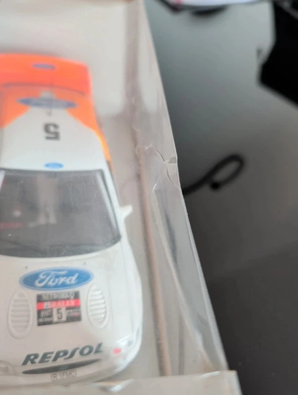 UT Models - Ford Escort Cosworth WRC Repsol - 1:18 - Immagine 2 di 4