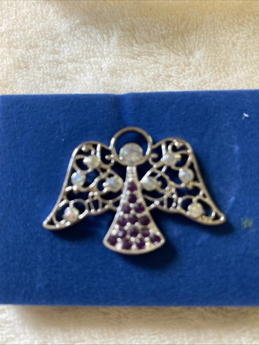 Angel Pin Brooch Purple And Clear Set In Silvertone February Birthstone - Picture 2 of 5