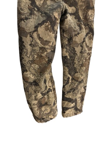 Hot Shot Trophy Gear Youth Size Large Insulated Camo Overalls - Picture 6 of 9