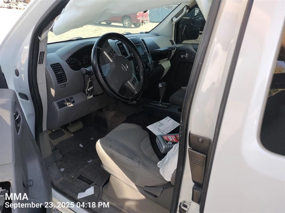 Motor de caja de fusibles Frontier 2017 7561869 Foto 2 de 4