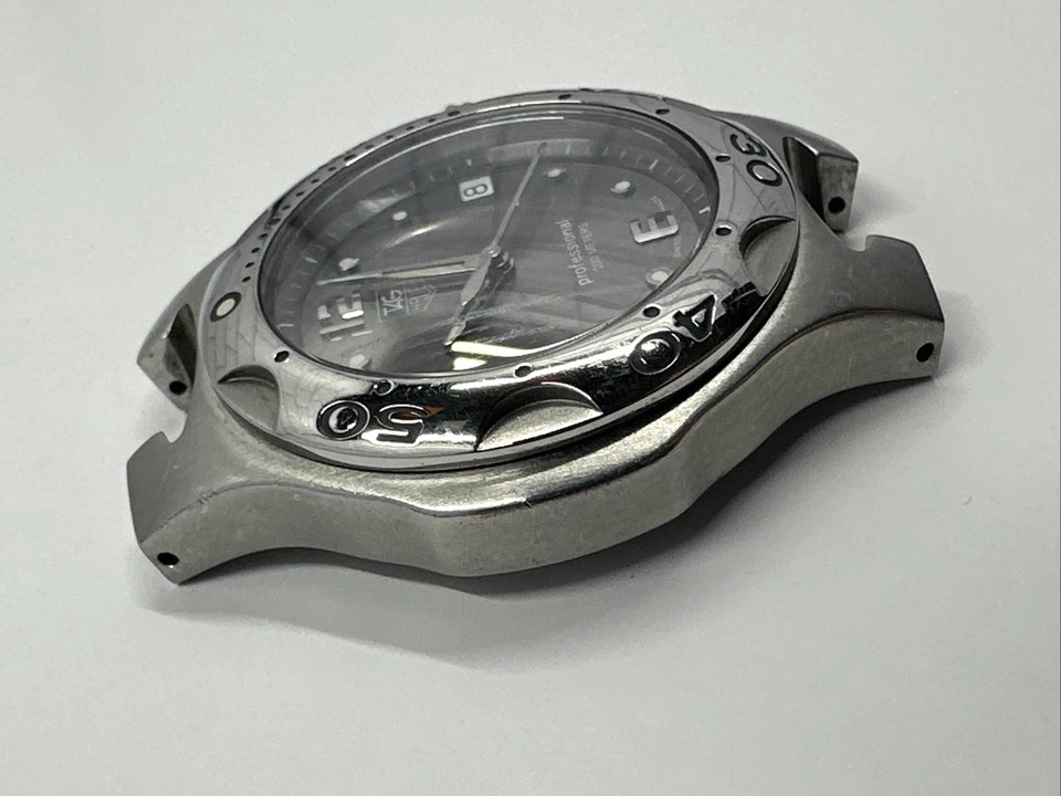 CABEZAL DE RELOJ TAG HEUER KIRIUM WL111G ESFERA PLATEADA S.S. FUNCIONANDO SIN PULSERA NUEVO BAT Foto 2 de 4