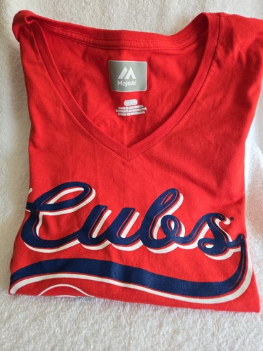 Chicago Cubs Majestic V Neck MLB Womens T-Shirt - Medium Red NWT - Picture 6 of 6