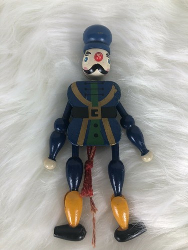 Vintage kanadische berittene Polizei Holz Zugschnur Spielzeug Souvenir - Bild 1 von 4