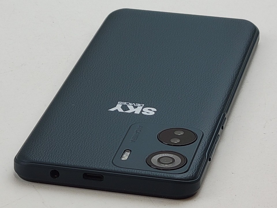 SKY Devices Elite D65 - 32GB - (GSM Unlocked) Dual SIM Android Go ...
