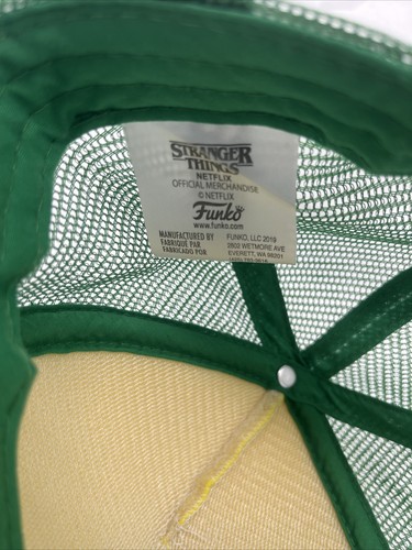 Stranger Things - Gorra Snapback “Camp Know Where” - Imagen 8 de 8