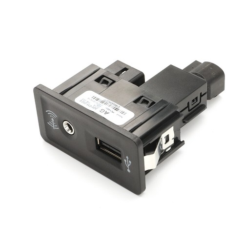 5G0035222E Carplay Media UPB Port AUX Interface For VW Golf Jetta CC 2015-2017 - Picture 3 of 6
