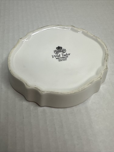 Vintage Aynsley Wild Tudor Bone China Trinket Dish Gold Rimmed Made In England - Picture 7 of 8
