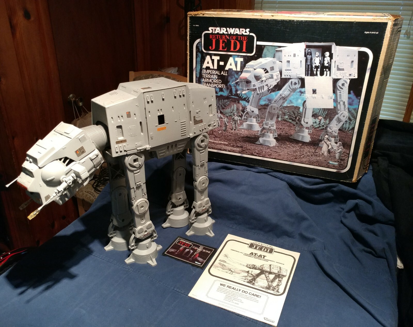 MIB Vintage Kenner Star Wars redJ AT-AT MIB Vintage Kenner Star Wars redJ AT-AT