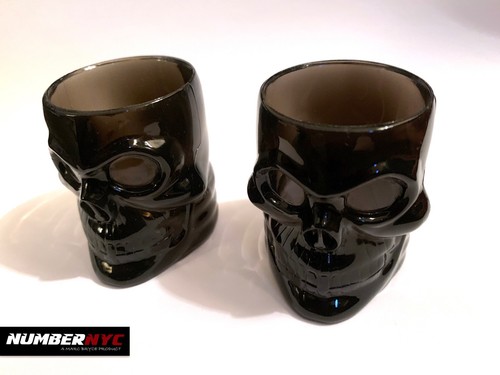 4x Black Skull Head Bar Shot Halloween Skeleton PLASTIC Cups Barware for Vodka - Picture 1 of 5