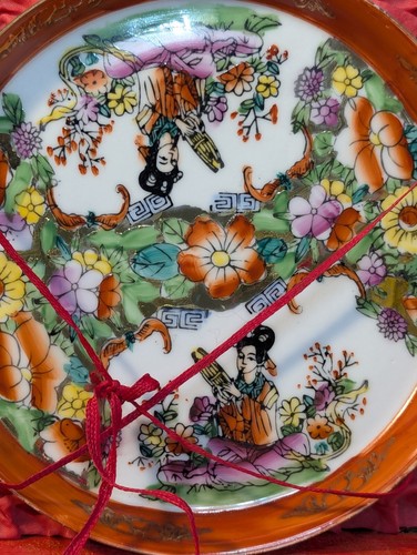 Miniature Chinese Hand Decorated Porcelain Tea Set - Picture 7 of 10