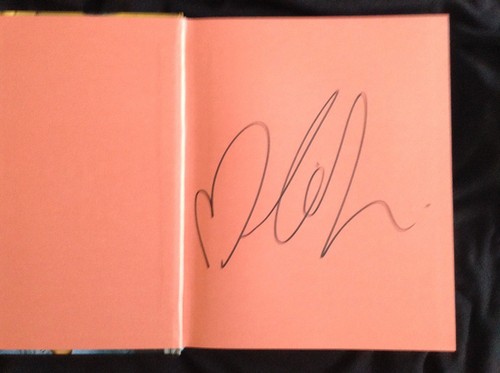 Signed Chrissy Teigen " Cravings:Hungry For More" book - Picture 2 of 2