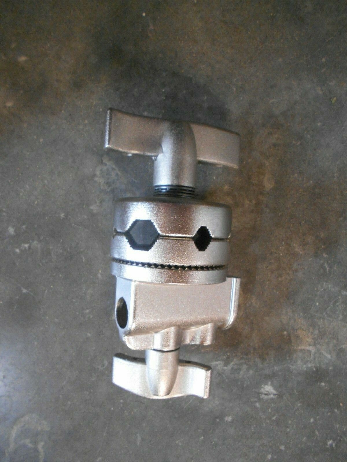 Picture 1 of 3