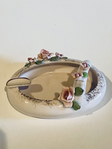 Vintage Lefton Pink L'Amour China Ashtray with Flowers Gold Trim - Picture 4 of 5