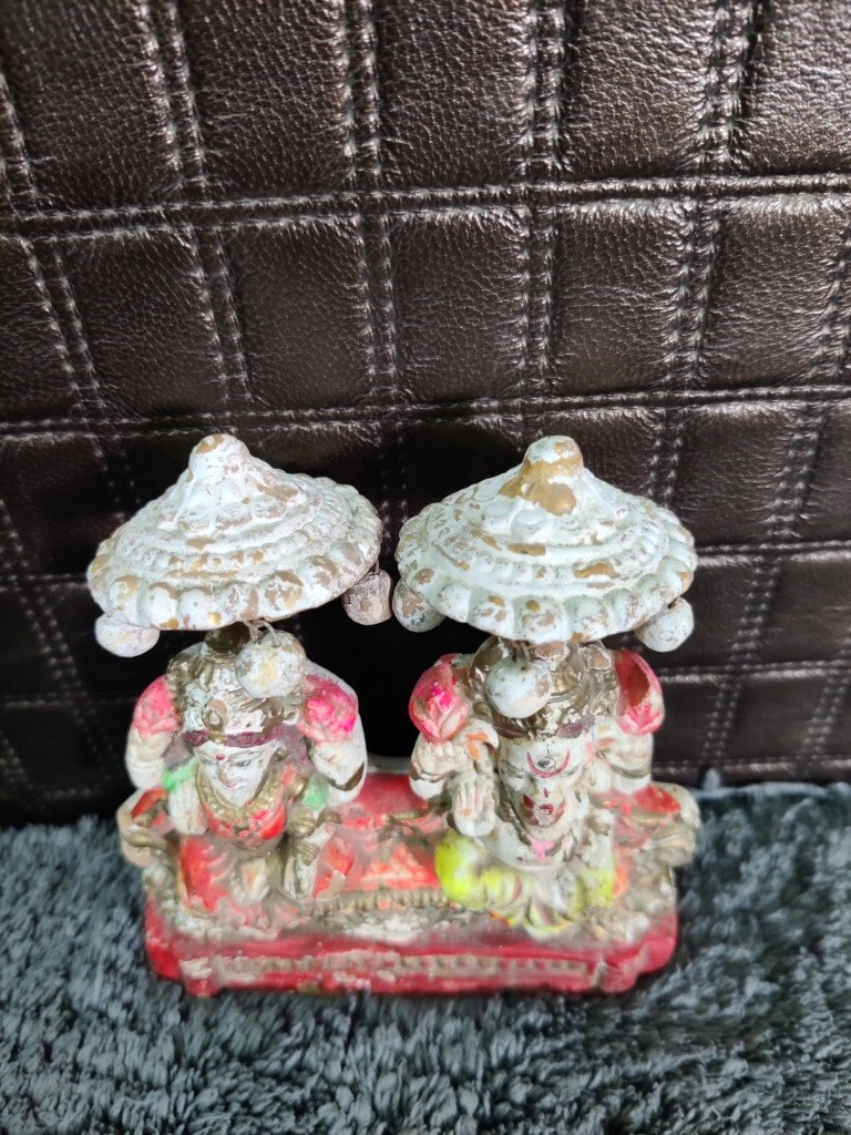 Picture 2 of 9