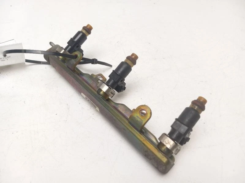 Honda Odyssey 2006-2017 carril de combustible Foto 2 de 4