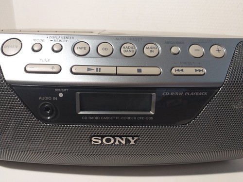 Sony CFD-S05 Mini Boombox Lecteur Cassette CD Radio - Imagen 3 de 7