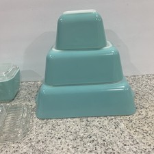 Vintage Pyrex Turquoise Refrigerator Set - 501 502 and 503 - Robins Egg Blue 2