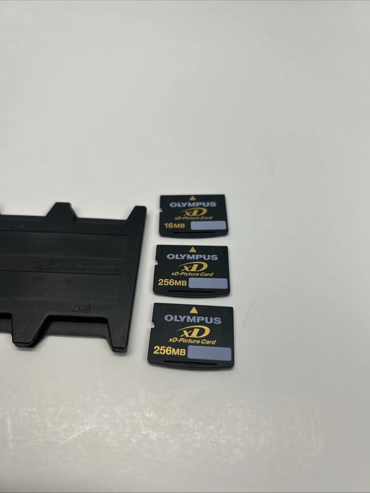 Olympus XD Picture Cards (3) Camera Memory Card 16mb,256mb, 256mb And Holder - Image 2 of 3