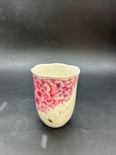 Lenox BUTTERFLY MEADOW Hydrangea Tea Coffee Mug - Picture 8 of 9