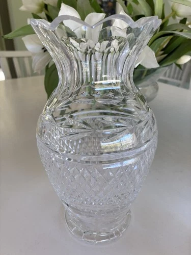 Vintage Waterford 9” Glandore Flower Vase Scalloped Edge
