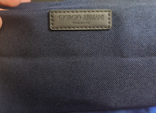 Giorgio Armani fragrances dopp bag, mens toiletry bag, navy blue zipper closure - Picture 2 of 5