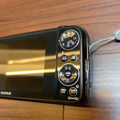 Fujifilm FinePix Real 3D W3 デジカメ3815 Fujifilm FinePix Real 3D W3 Digital Camera 3815 From Japan