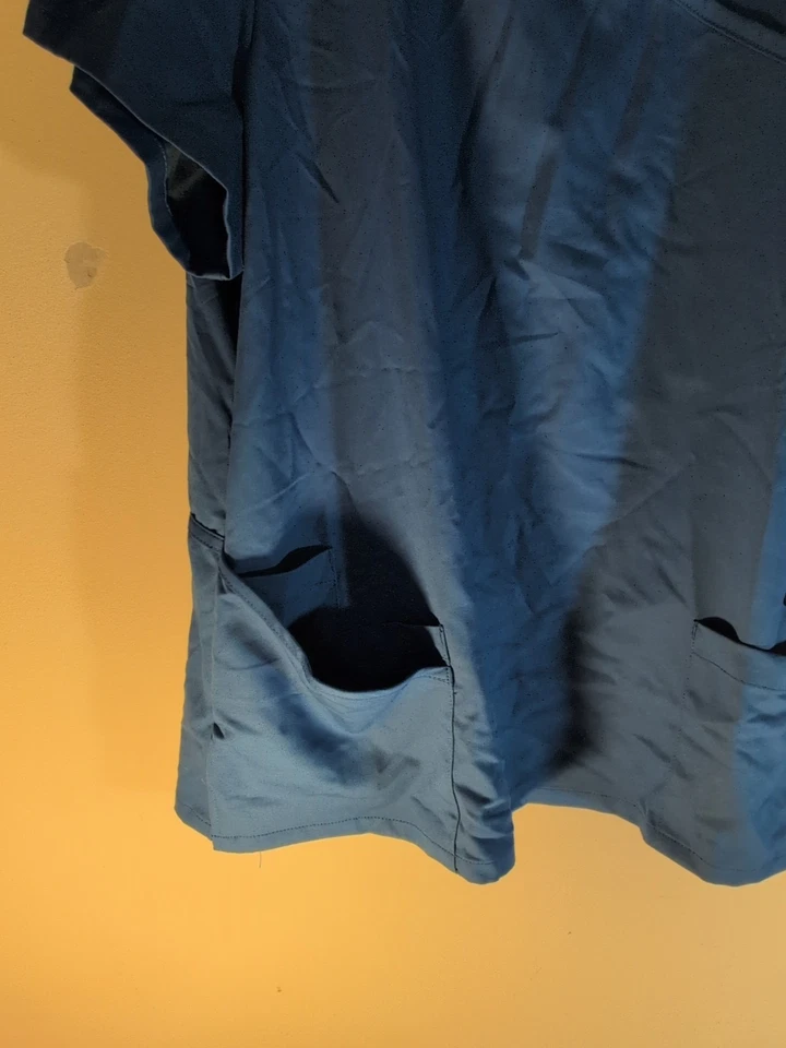 Blusa Médica Urbane Talla XLG Ajuste Moderno Para Mujer Nueva Con Etiquetas Foto 4 de 4