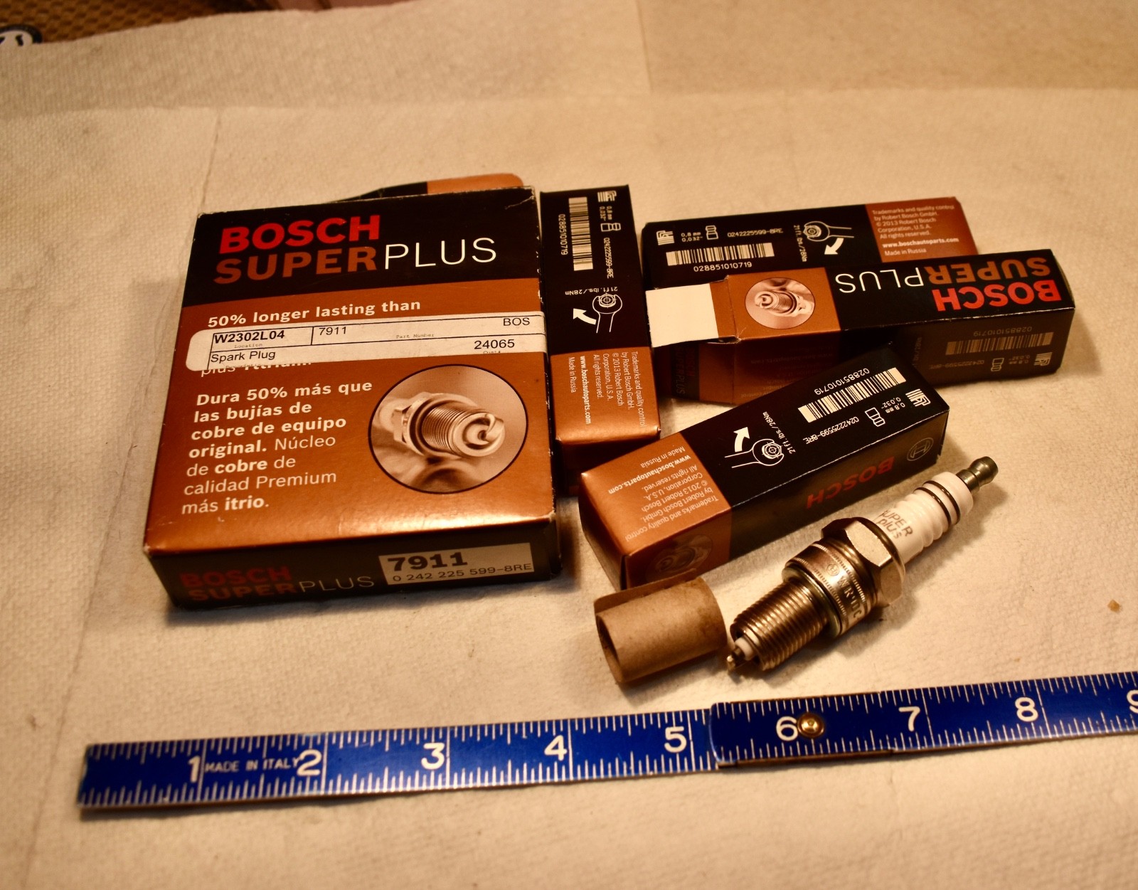 NOS 8 Bosch WR9DC 7911 Spark Plugs  V/8 R107 W126  more