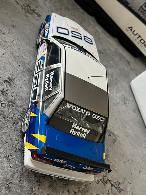 Picture 11 of 24