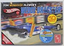 AMT TOM MONGOOSE MCEWENS HOT WHEELS WEDGE DRAGSTER MODEL KIT 1069/12 1/25 SCALE