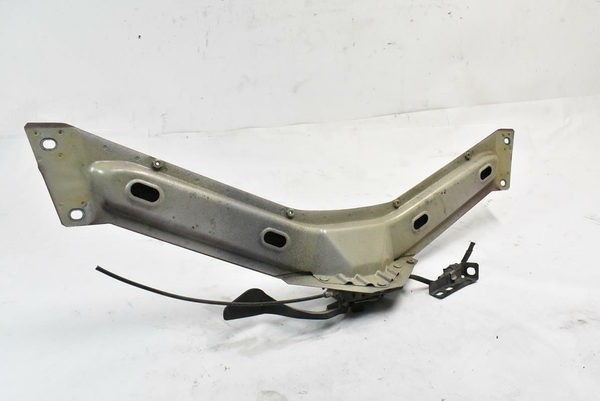 Maserati Quattroporte Front Upper Radiator support P/N 980139333