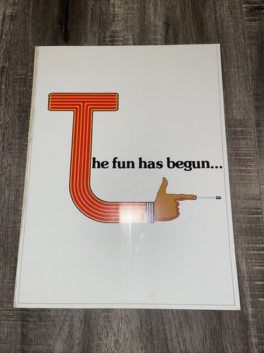 Foul Play 1977 Movie Pressbook Goldie Hawn and Chevy Chase - Picture 2 of 3