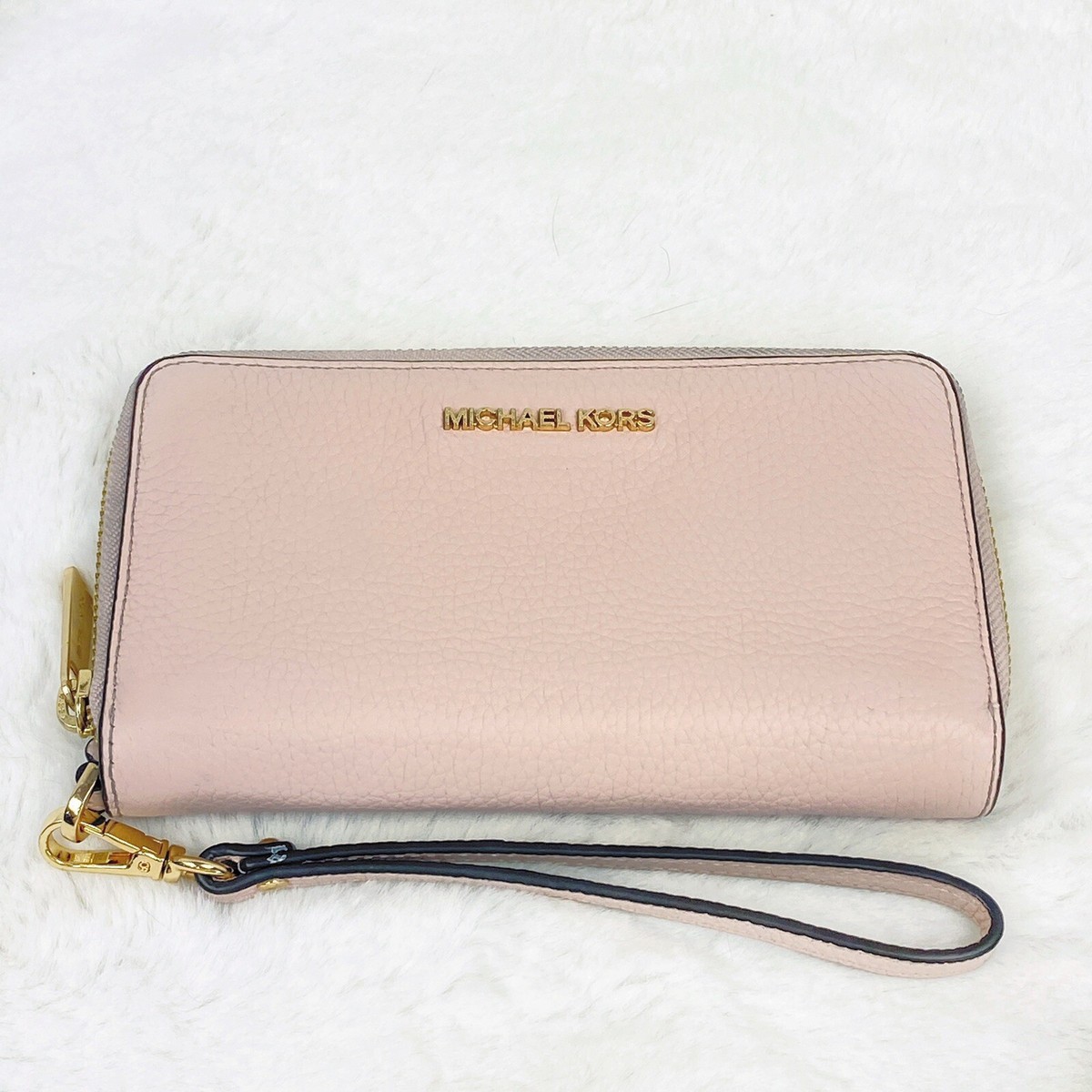 Michael Kors Jet Set Leather Phone Case Wristlet Wallet Blossom