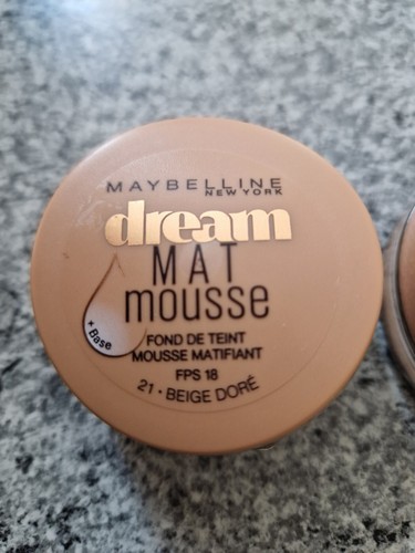 2 x BEIGE DORE MAYBELLINE DREAM MATT MOUSSE 18ml - FREE DELIVERY. - Picture 2 of 4