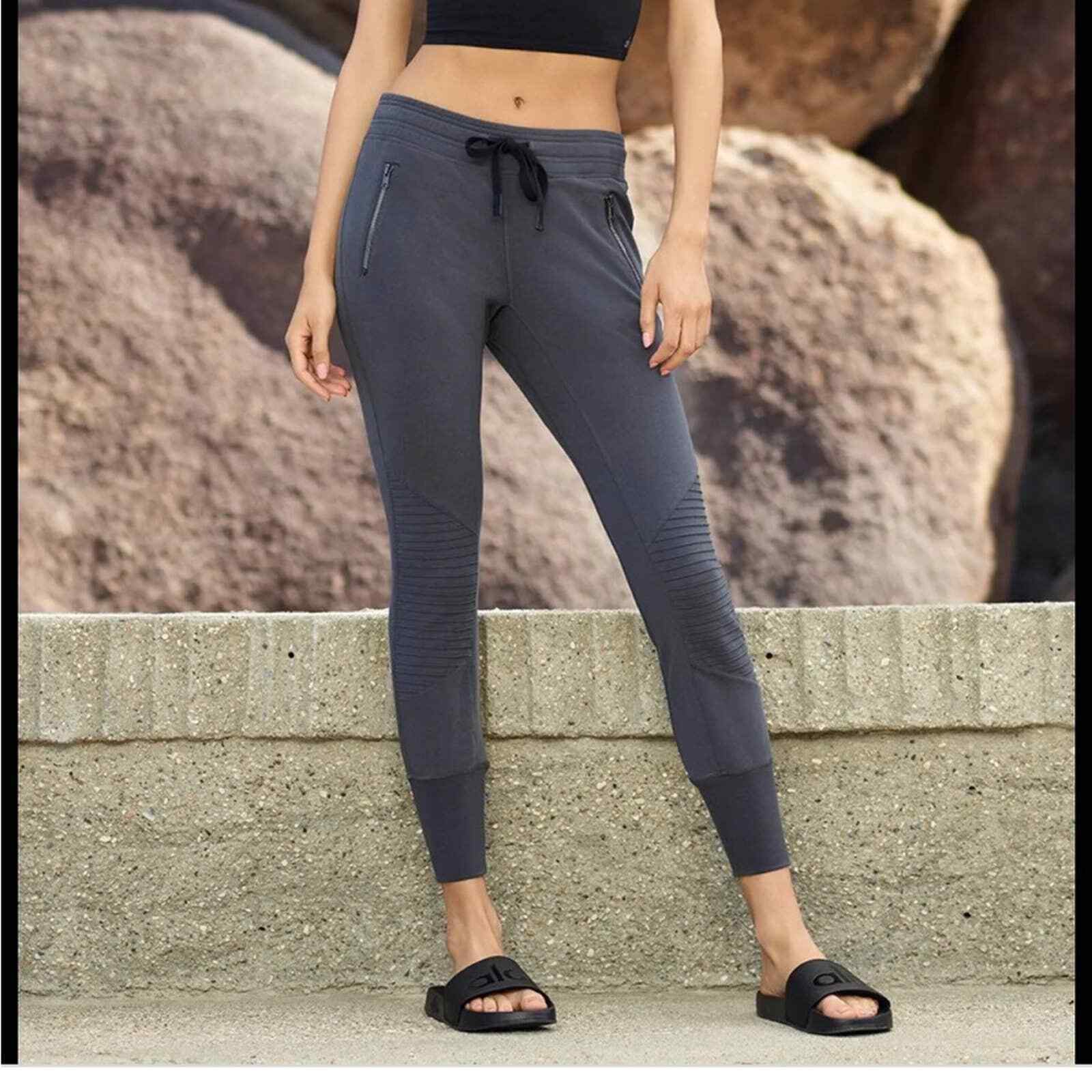 Alo Yoga Moto Sweatpants