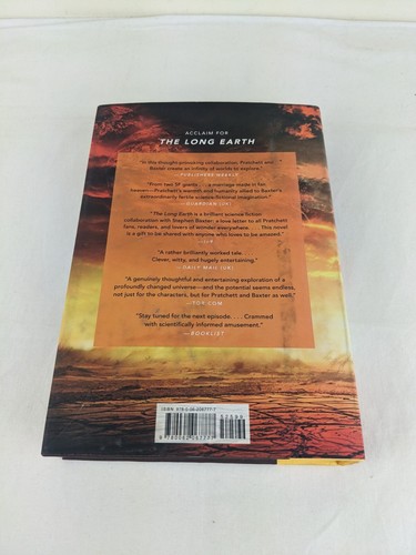 The long war by Terry Pratchett & Stephen Baxter Hardcover US First Edition 2013 - Picture 4 of 14