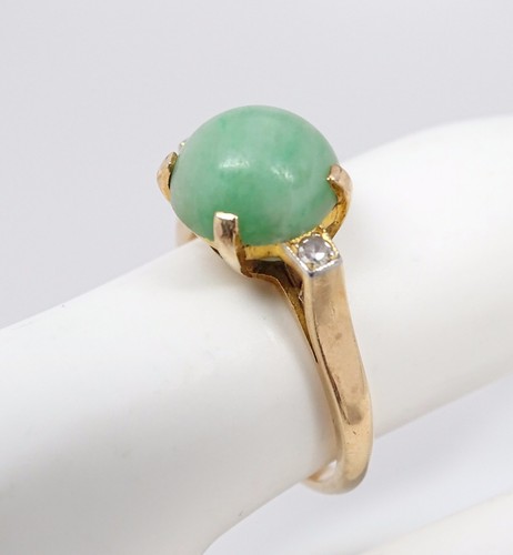 Vintage 14K Yellow Gold, Jade & Diamond Ring Size 6 - Picture 2 of 10