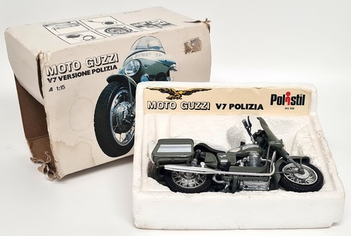 Polistil 1/15 Moto Guzzi V7 Polizia MS.108 Modellino Moto d'epoca pressofuso - Foto 12 di 12
