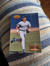 JUAN GONZALEZ 1993 TED WILLIAMS CARD COMPANY DRAWING OF A LEGACYFOOTSTEPS  #151 