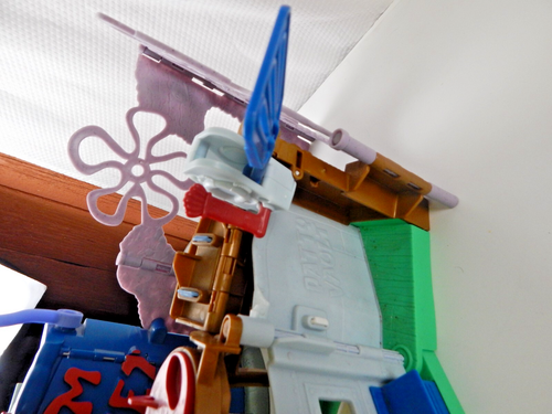 Imaginext Spongebob Squarepants Krusty Krab Chum Bucket Playset Jellyfish - Picture 6 of 13