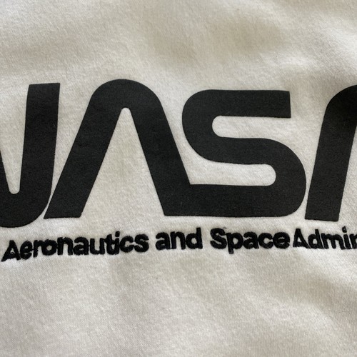 H&M Sweatshirt Men's S White NASA Crewneck Pullover American Flag SZ M NEW - Picture 11 of 18