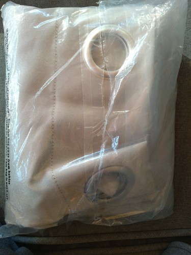 Sun Zero 48773 Barrow Energy Efficient Grommet Curtain Panel 54" x 108" Stone - 第 2/2 張圖片