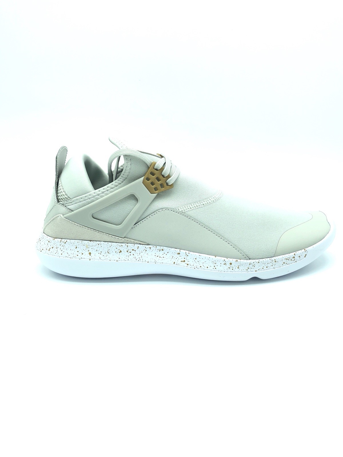 Nike Air Jordan Light Fly ‘89 Uk 12 Light Jordan Bone 940267-022 BNIB 03b82f Nike Air Jordan Light Fly ‘89 Uk 12 Light Jordan Bone 940267-022 BNIB 03b82f