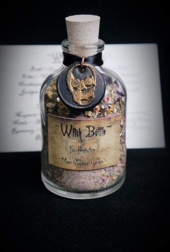 WITCH BOTTLE in Potion Bottle Altar Wicca witches Salt Pagan Protection - Picture 2 of 4