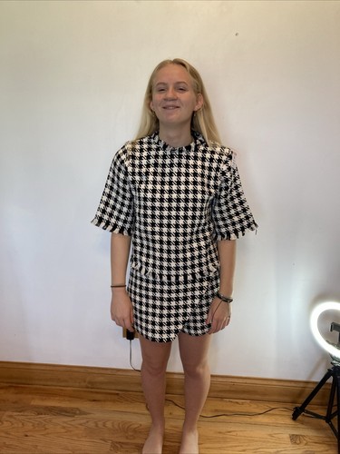 New Miou Muse size small black and white check skirt -shorts and top - Picture 2 of 24
